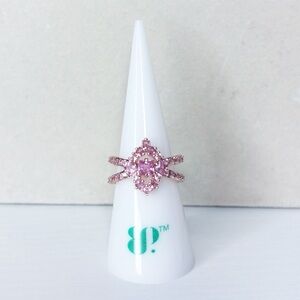 New Bomb Party “Crossover Queen” Ring Size 7 RG99995